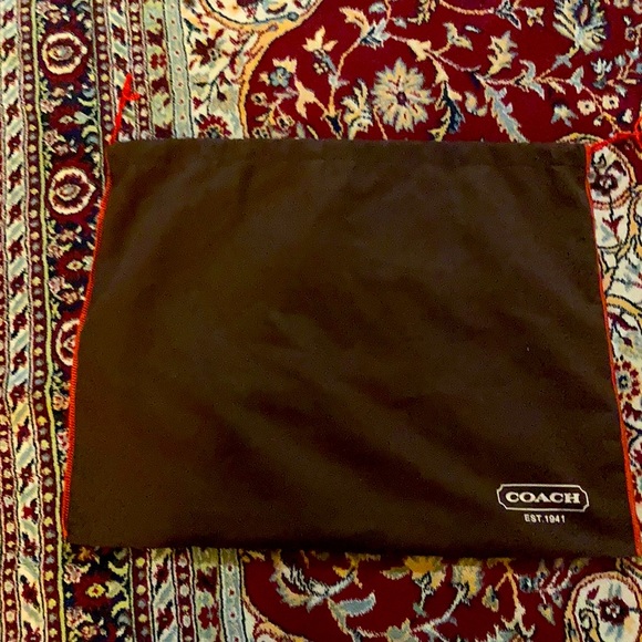 Coach hand bag - Picture 3 of 3